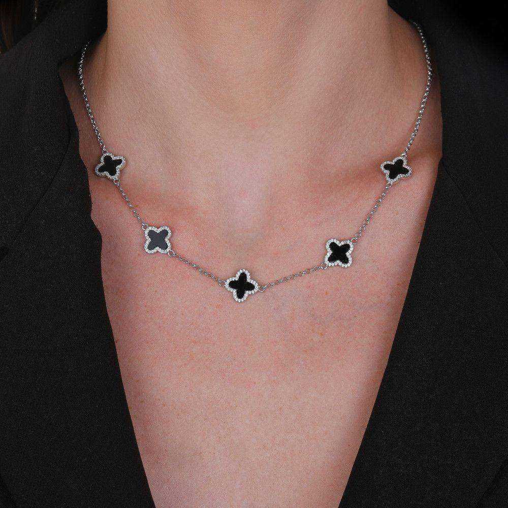 colar prateado de trevos pretos cravejados de zircônia - galeria