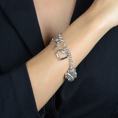 Pulseira Prateada Elo Português com Coração, Cadeado, Trevo e Chave - Galeria